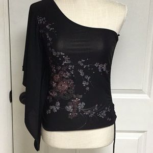 Black One Shoulder Top